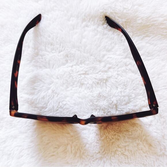 Maya Tortoise Brown Polarized Sunglasses - Picture 6 of 9